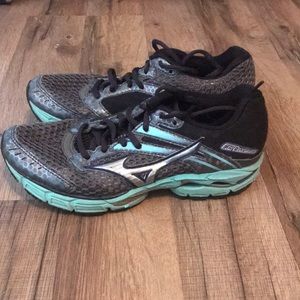 Mizuno Wave Inspire 9